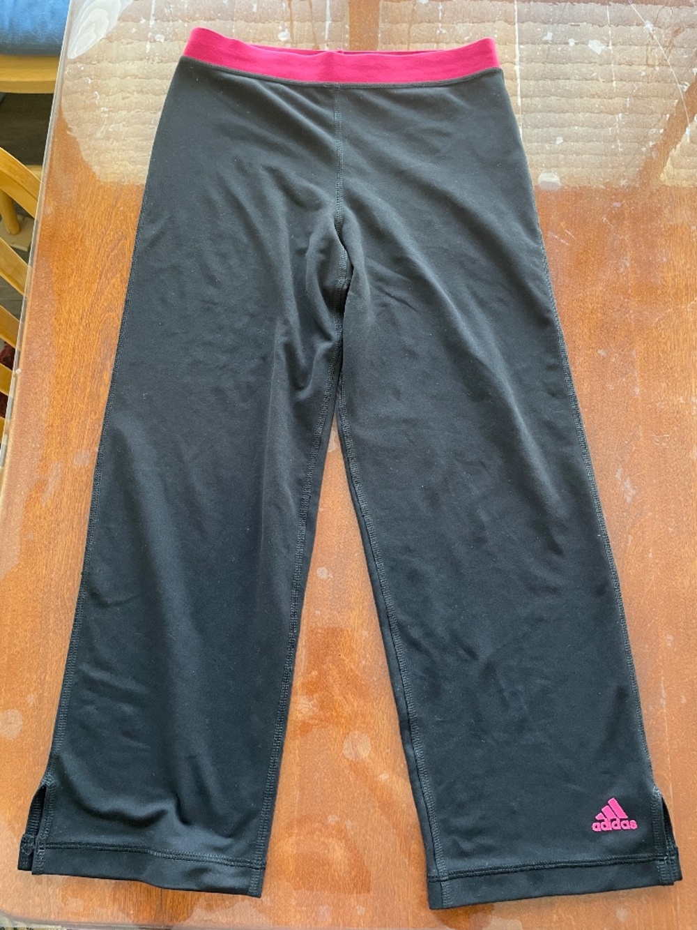 Adidas 3/4 Black Activewear Pants size s